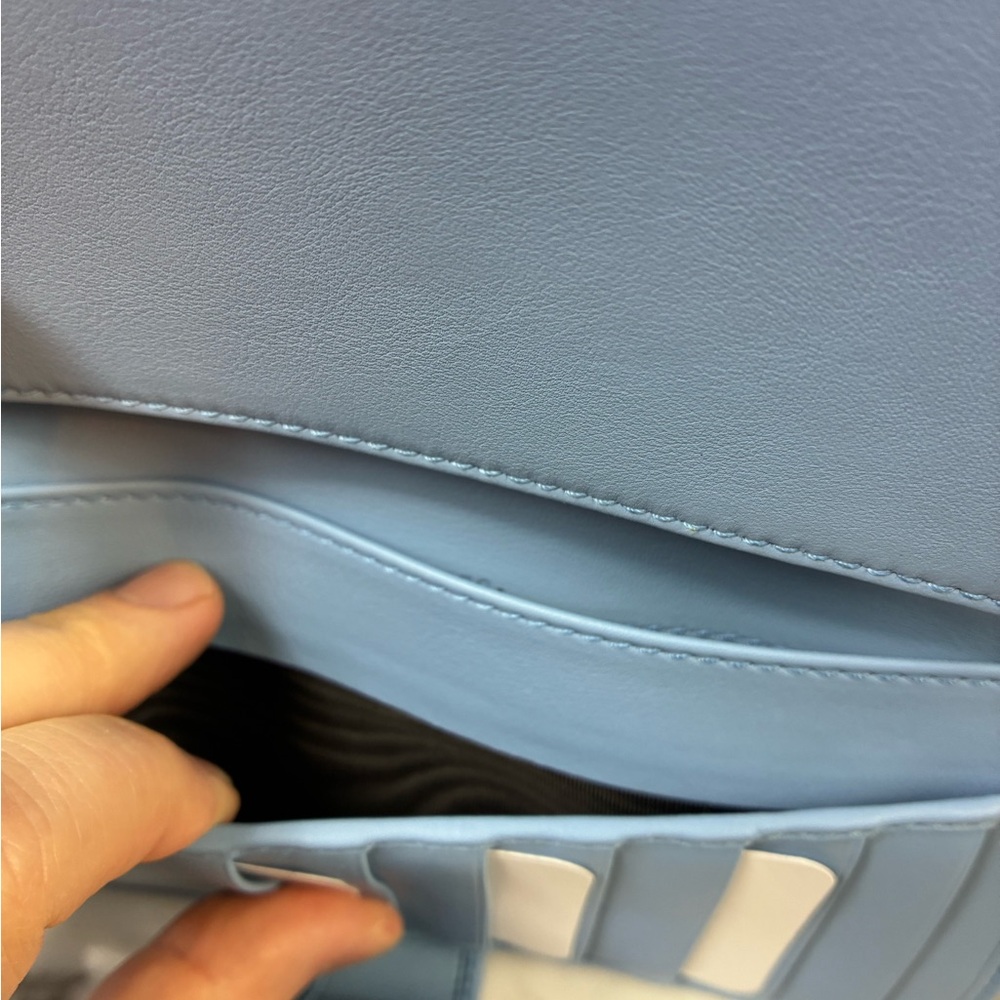 Gucci Micro Guccissima Light Blue GG Leather Multi Pocket Wallet NWOT Authentic - Picture 12 of 14